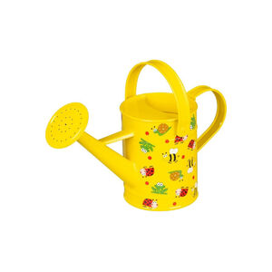 Tart&oacute;s anyag: A f&eacute;mlemez szerkezet garant&aacute;lja a nagyfok&uacute; tart&oacute;ss&aacute;got &eacute;s a hossz&uacute; &eacute;lettartamot, ami fontos a gyermekj&aacute;t&eacute;kok &eacute;s szersz&aacute;mok eset&eacute;ben. Ide&aacute;lis t&eacute;rfogat: Az 1 literes űrtartalommal az &ouml;nt&ouml;zőv&ouml;d&ouml;r el&eacute;g nagy az &ouml;nt&ouml;z&eacute;shez, m&eacute;gis k&ouml;nnyű &eacute;s k&ouml;nnyen kezelhető a gyerekek sz&aacute;m&aacute;ra. &Eacute;l&eacute;nk s&aacute;rga sz&iacute;n: A vid&aacute;m kert&eacute;szked&eacute;shez a s&aacute;rga sz&iacute;n vonz&oacute; &eacute;s k&ouml;nnyen &eacute;szrevehető a kertben. Biztons&aacute;gos a gyermekek sz&aacute;m&aacute;ra: A sima &eacute;lek &eacute;s a robusztus kialak&iacute;t&aacute;s biztons&aacute;gos haszn&aacute;latot biztos&iacute;t a kicsik sz&aacute;m&aacute;ra.