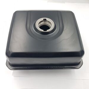 Üzemanyagtank RATO R210 (egyenes csavaros)