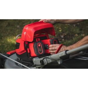 Fűny&iacute;r&oacute; fűgyűjtős, akkumul&aacute;toros, &ouml;nj&aacute;r&oacute; Cramer 82LM51SX 82 v, 51 cm, akku- &eacute;s t&ouml;ltő n&eacute;lk&uuml;l